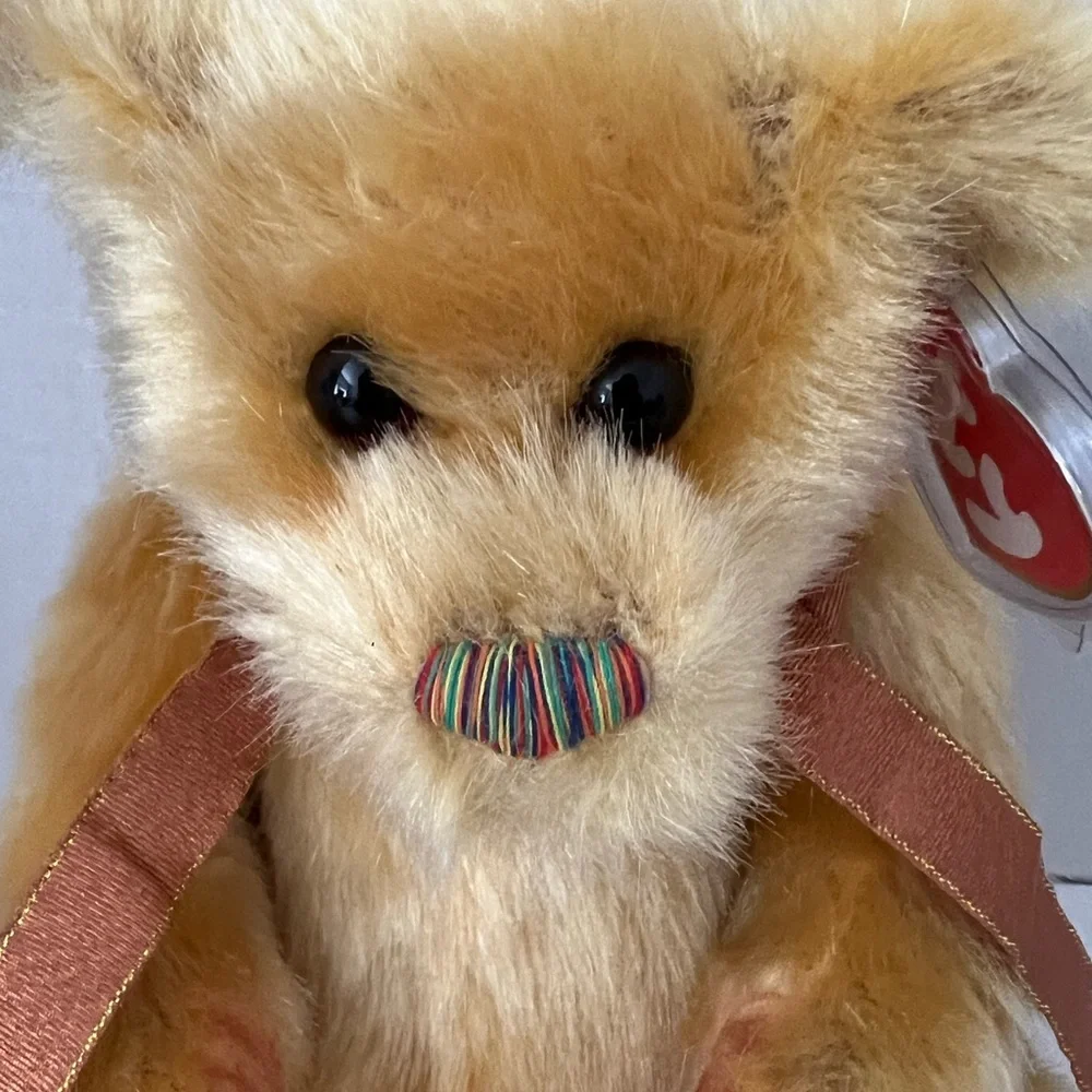 Ty Beanie Baby 2000 Classic “Jeeves” TeddyBear Golden Plush Stuffed Rainbow Nose